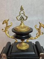 Pendule - Marmer, Messing - 1850-1900