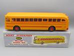 Dinky Toys - Bus miniature - Wayne School Bus 949, Almost
