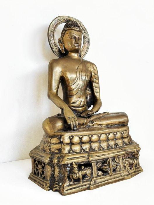Zittende Boeddha in Bhumisparsha Mudra 40 cm – Verguld, Antiek en Kunst, Kunst | Niet-Westerse kunst