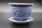 Jardinière - Chinese blauw-witte porseleinen bloempot met