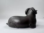 Masahiko Katori - Beeld, A bronze sculpture of a sheep by