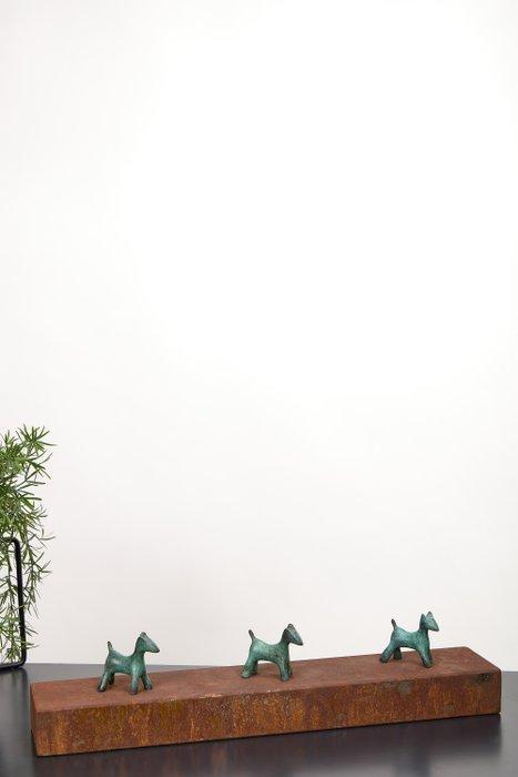 Pancho Porto (1988) - Dinamics Dogs, Antiquités & Art, Art | Objets design