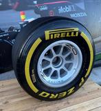 Pneu complet sur la roue - Pirelli - O.Z - Formule 1 **** NO, Verzamelen, Nieuw