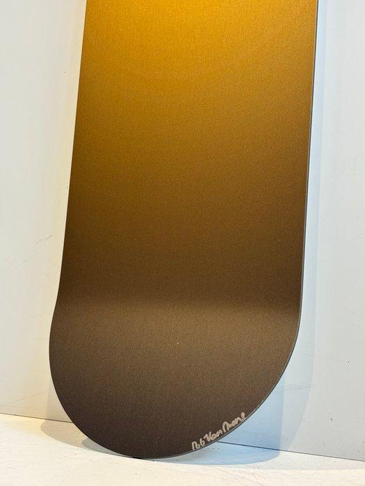 Rob VanMore - Skating by Veuve Clicquot, Antiek en Kunst, Kunst | Designobjecten