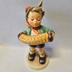 Goebel - Beeldje - Hummel #185 - Bandoneonspieler /