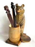 Bruine beer met pot en twee briefopeners , jaren 70 -, Antiek en Kunst