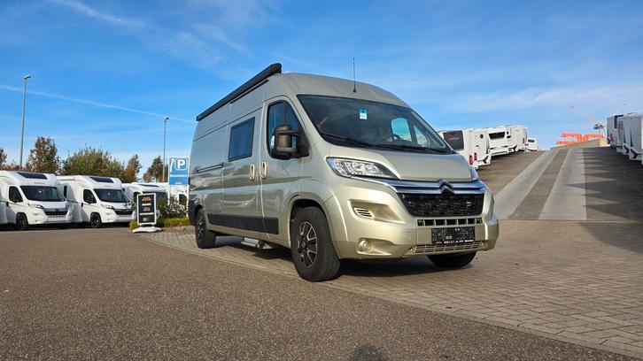 Clever Celebration 600 slechts 33957 km en dwarsbed 10932, Caravans en Kamperen, Mobilhomes, Cassettetoilet, Handgeschakeld, L-zit