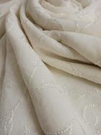 700 x 135 cm - Elegante organza ricamata, italiana - Textile