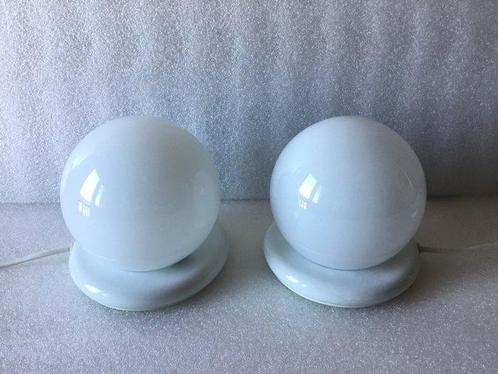 Tafellamp (2) - Witte glas, Antiek en Kunst, Curiosa en Brocante