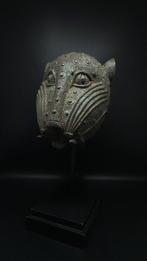 Prachtig koninklijk luipaardhoofd - bini/edo - Nigeria