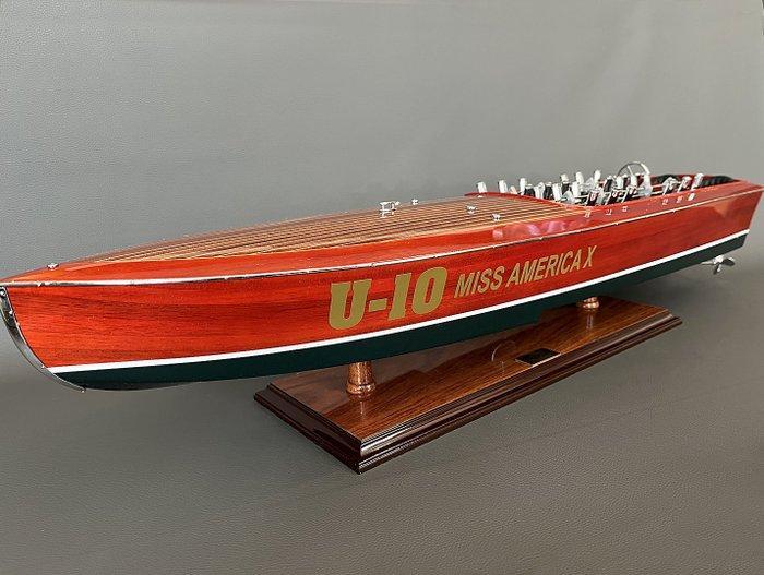 Azimut 1:6 - Tentoonstelling modelboot - Runabout Hydro U-10, Hobby en Vrije tijd, Modelauto's | 1:5 tot 1:12