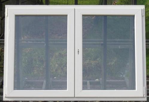 pvc raam , chassis , venster 155 x 106 creme ral 9001, Doe-het-zelf en Bouw, Raamkozijnen en Schuifdeuren, Inclusief glas, Gebruikt