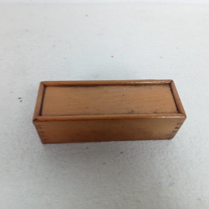 Spel - Domino - Been met ebben hout, beuken kistje, Antiek en Kunst, Curiosa en Brocante