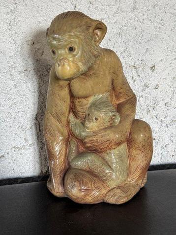 Lladró - Juan Huerta - Figure - Chimpanzee - Porcelaine