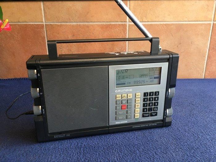 Grundig - Satellit 700 stereo/RDS Wereldradio, Audio, Tv en Foto, Radio's