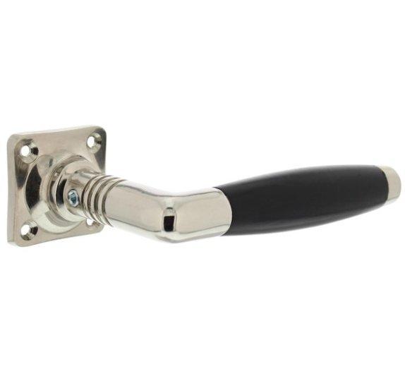 Deurkruk Ton 400 nikkel/ebbenhout inclusief rozetten, Doe-het-zelf en Bouw, Hang- en Sluitwerk, Ophalen of Verzenden