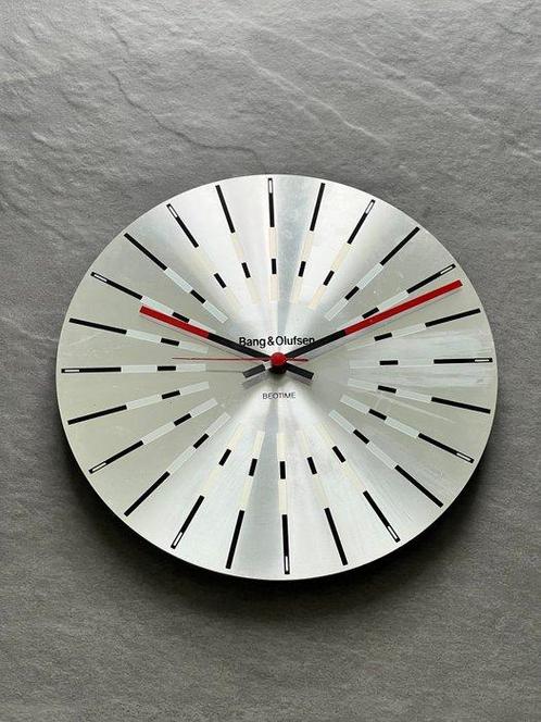 Klok - Bang & Olufsen - Aluminium - 1990-2000 - Beotime, Audio, Tv en Foto, Stereoketens