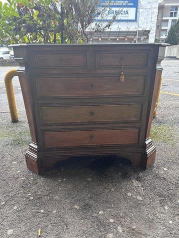 Commode - Noyer - Commode de style Louis XVI