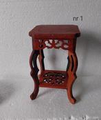 Standaard - Hout, 9 hardhouten displays , standaards ,, Antiek en Kunst