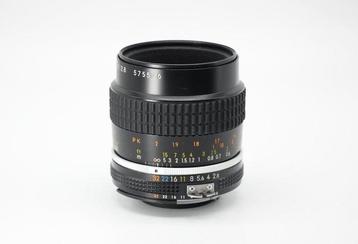 Nikon Micro-Nikkor 55mm f/2.8 Prime lens