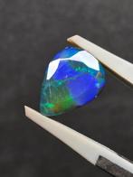 1.5ct Zwarte Opaal Faceted - Hoogte: 9.9 mm - Breedte: 7.6