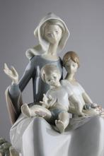Lladró - Beeldje - Mother - #01004864 - Porselein, Antiek en Kunst