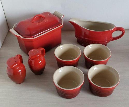 Le Creuset - Service de table (8) - Grès - Lot Cuisson et, Antiek en Kunst, Antiek | Keukengerei