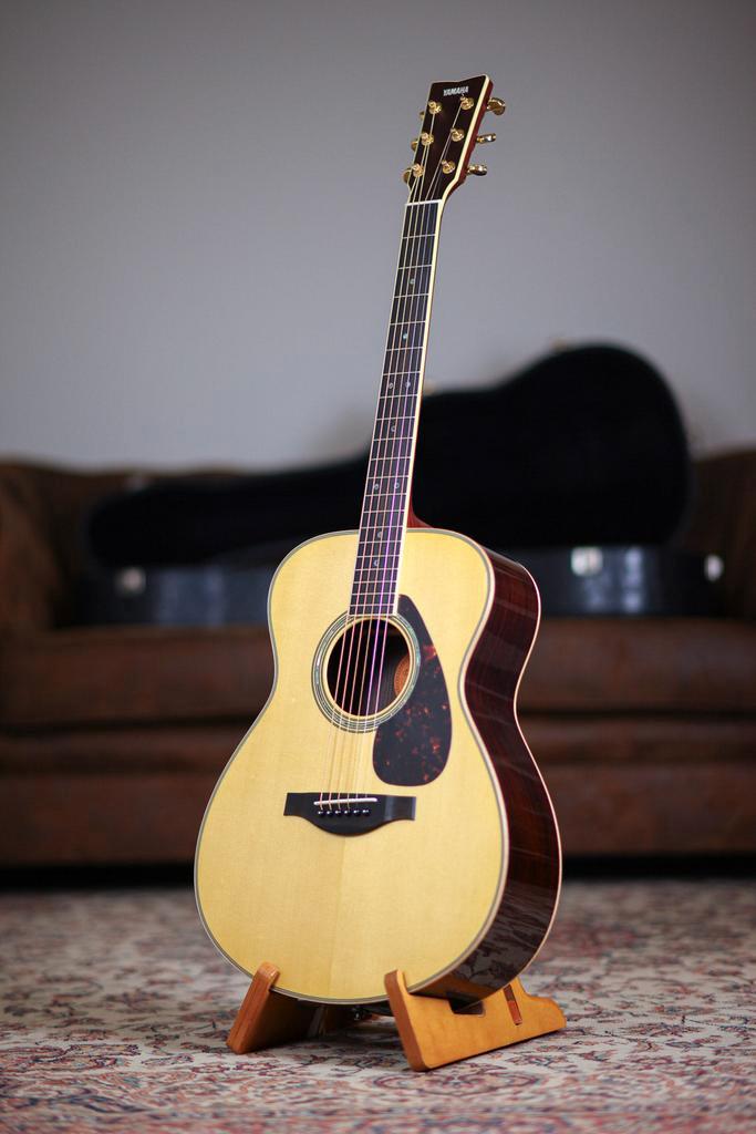 Yamaha LS16 All-Solid 2020 | Natural, Muziek en Instrumenten, Snaarinstrumenten | Gitaren | Akoestisch, Verzenden