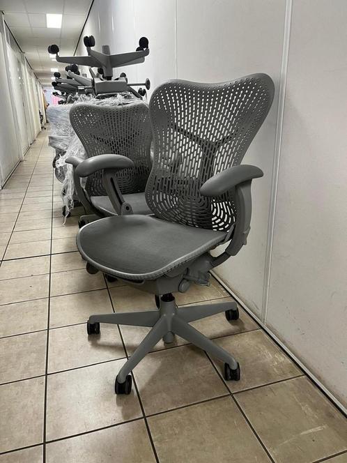 50x Herman Miller Mirra bureaustoel, refurbished!, Maison & Meubles, Chaises de bureau, Envoi