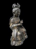 Chinese Parcel-Gilt Bronze Figure, Possibly Xiwangmu - Brons, Antiek en Kunst