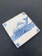 Tegel - Antieke Delfts blauwe tegel met een groot zeemonster, Antiek en Kunst