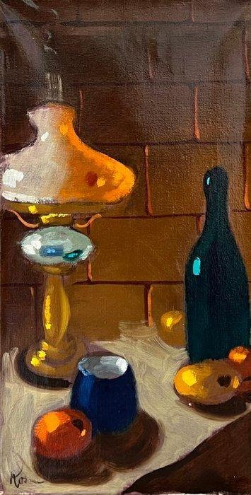 Europese school (XX) - Still Life with Lamp and Bottle, Antiek en Kunst, Kunst | Schilderijen | Klassiek