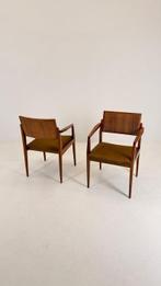 Stoel - Hout - Set van twee vintage stoelen