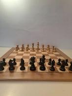 Schaakspel - Staunton Schaakstukken en pro Schaakbord -