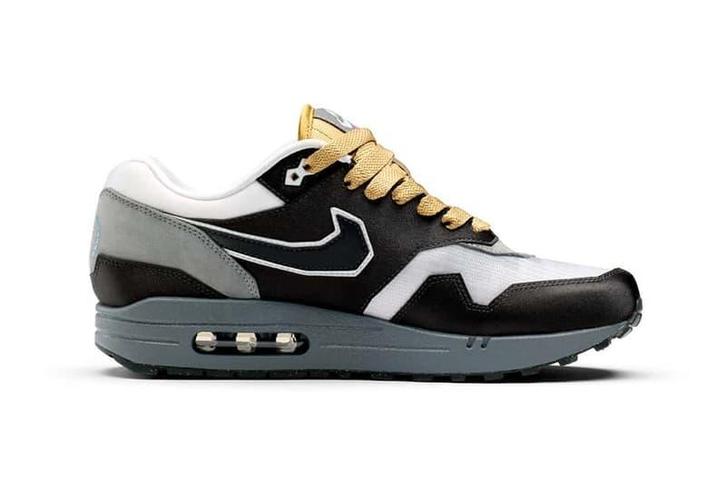 Nike Air Max 1 SWOOSH Low Poly Big Head Mode - Maat 45 EU, Kleding | Heren, Schoenen, Ophalen of Verzenden