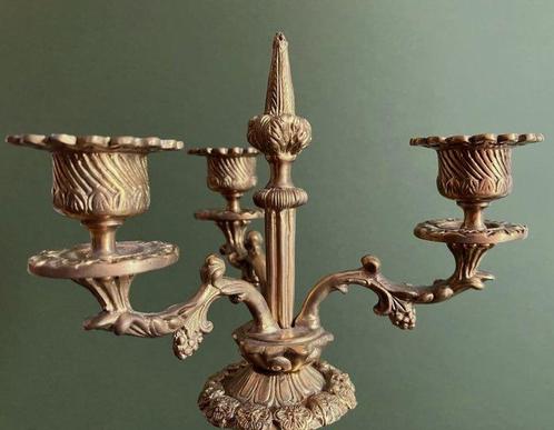 G&C Interiors - Kandelaar - Brons - Bronzen 3-arm kandelaar, Antiek en Kunst, Curiosa en Brocante