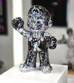 Patryk Konrad - Super Mario pop art sculpture, holographic, Antiek en Kunst