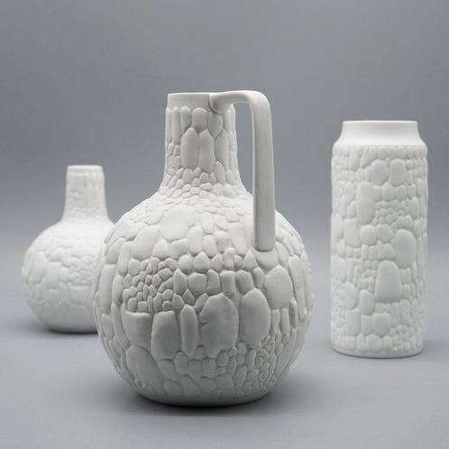 AK Kaiser - Manfred Frey - Vase (3) - Biscuit de porcelaine, Antiek en Kunst, Antiek | Glaswerk en Kristal