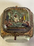 Sieradendoos - Glas, Messing - Gedecorieerd met een scène, Antiek en Kunst
