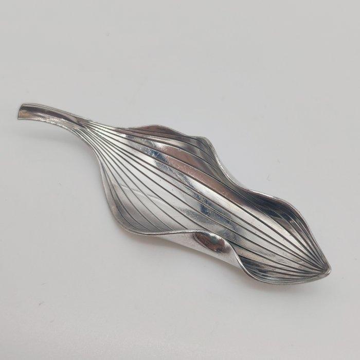 Zonder Minimumprijs - Anton Michelsen - Broche Zilver -, Handtassen en Accessoires, Antieke sieraden