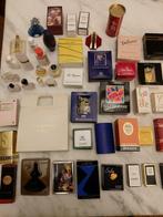 Parfumfles (52) - Verzameling van 48 parfummonsters uit de, Antiek en Kunst, Antiek | Speelgoed