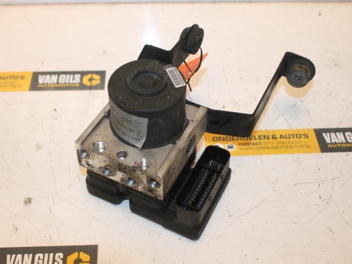 ABS Pomp Ford Focus O134668, Auto-onderdelen, Remmen en Aandrijving