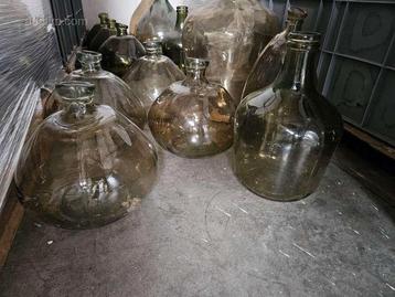 Diverse decoratieve vazen (23x) beschikbaar voor biedingen
