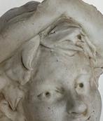 Figuur - Biscuit porselein