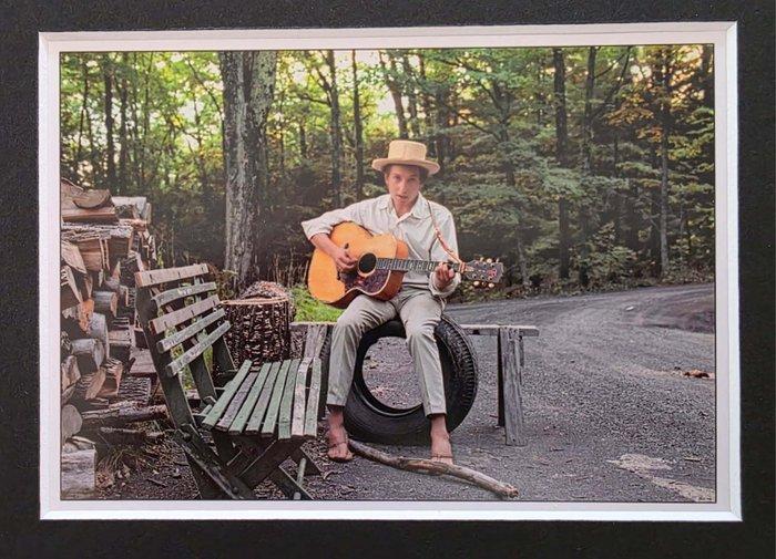 Elliott Erwitt (1928–2018) - Bob Dylan at his home., Antiek en Kunst, Kunst | Designobjecten