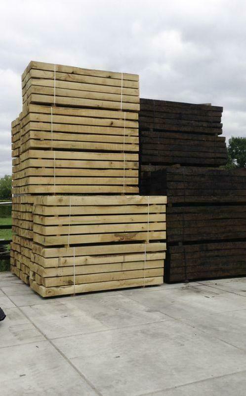 Eiken spoorbielzen | Eiken bielzen |  onbewerkt eikenhout, Tuin en Terras, Bielzen en Borduren, 200 cm of meer, Nieuw, Hout, Biels