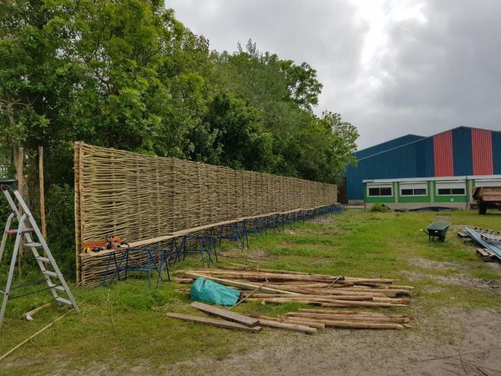 Wilgentenen schutting, gevlochten door de professionals, Tuin en Terras, Tuinhekken en Hekwerk, Tuinhek, Nieuw, Met poort, Hout