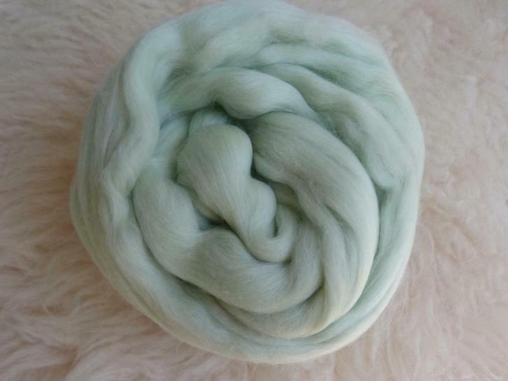Super fijne merino lontwol in diverse kleuren!, Hobby en Vrije tijd, Vilt, Overige typen, Nieuw, Wolvilt, Verzenden