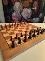 Schaakspel - Antiek verzwaarde schaakstukken + excellent