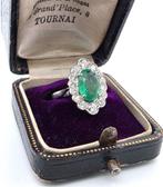 Ring - 18 karaat Witgoud Smaragd - Diamant, Handtassen en Accessoires, Ringen, Nieuw